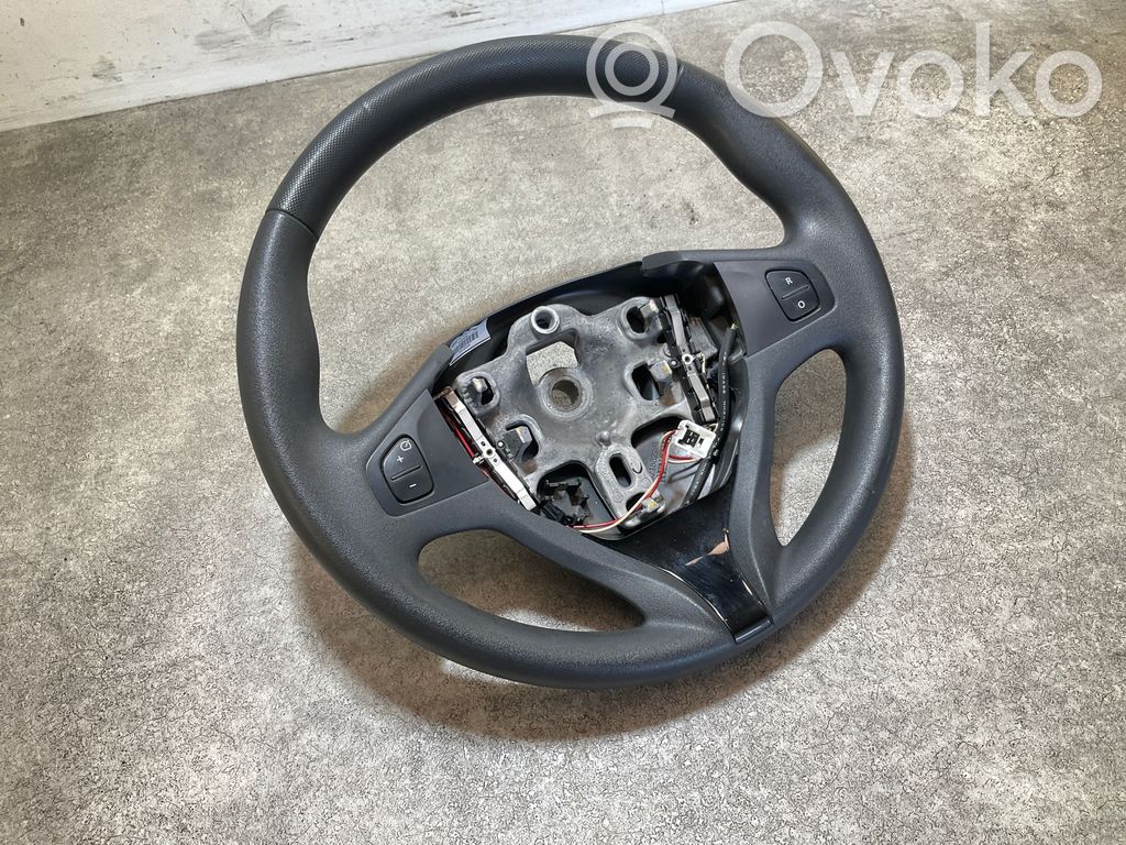 Renault Clio IV Lenkrad 