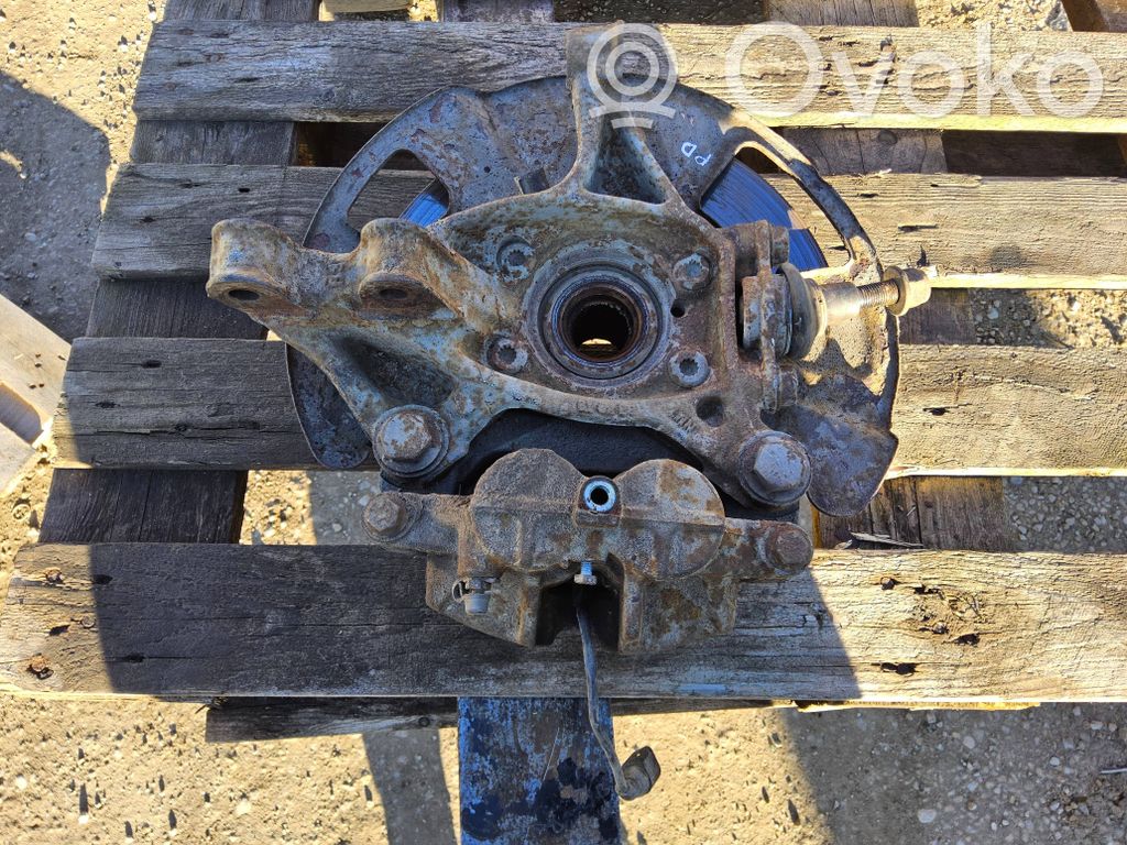 Cubo de rueda delantera