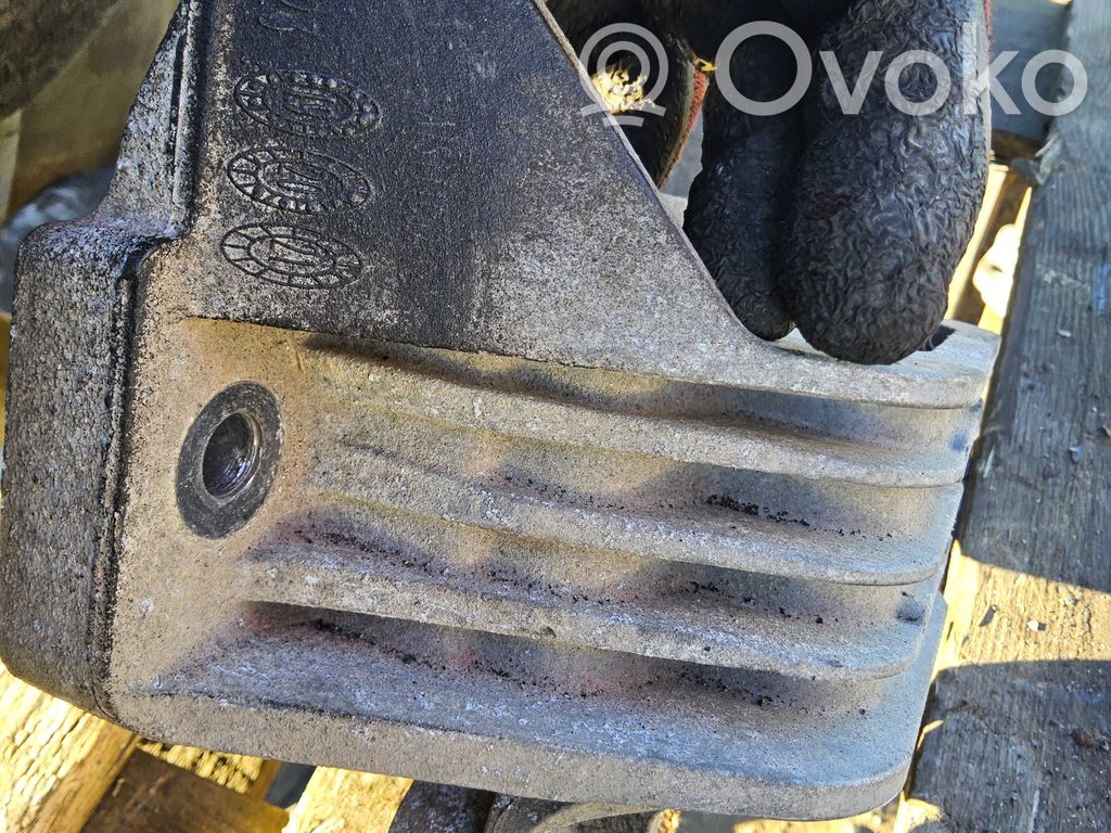 Engine mount bracket   A15111C026FC