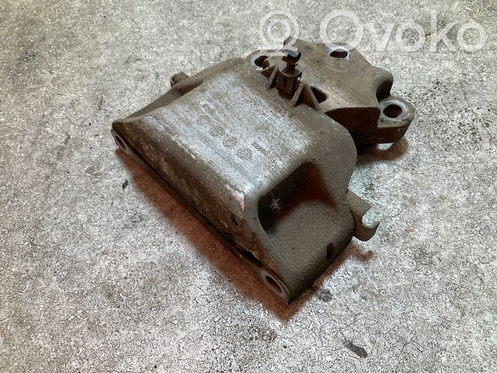 Man TGE 1gen Engine mount bracket 