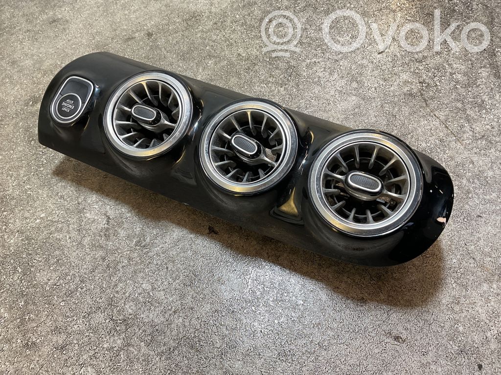 Mercedes-Benz CLA C118 X118 Rejilla de ventilación central del panel 