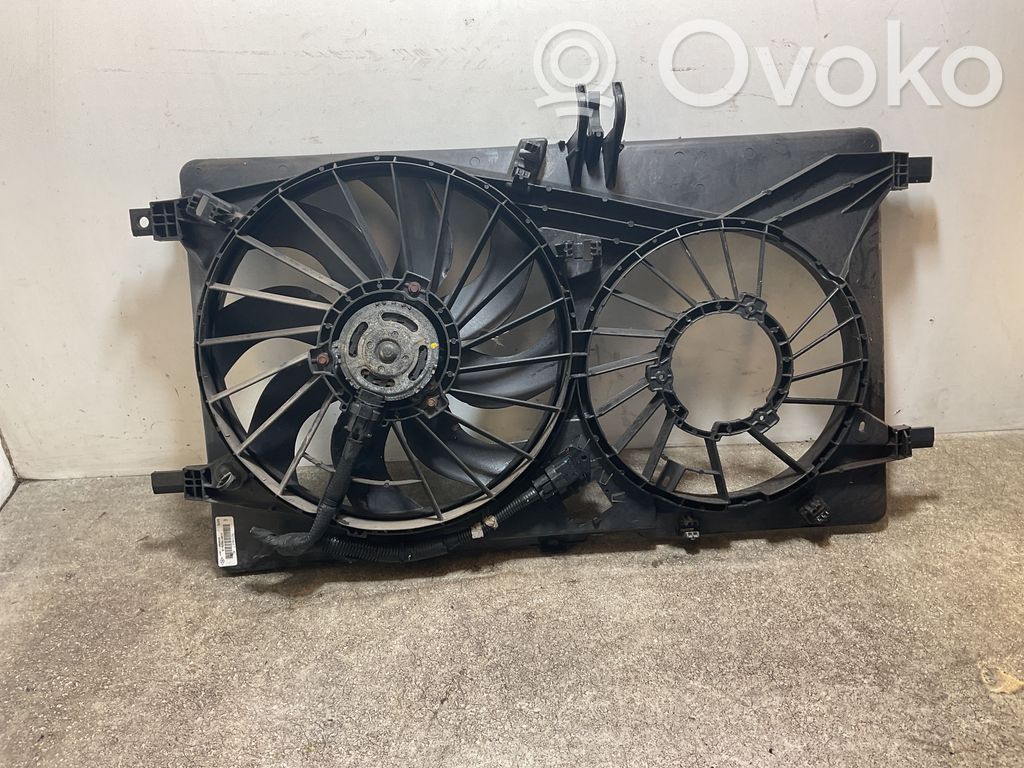 Opel Movano B Elektryczny wentylator chłodnicy 