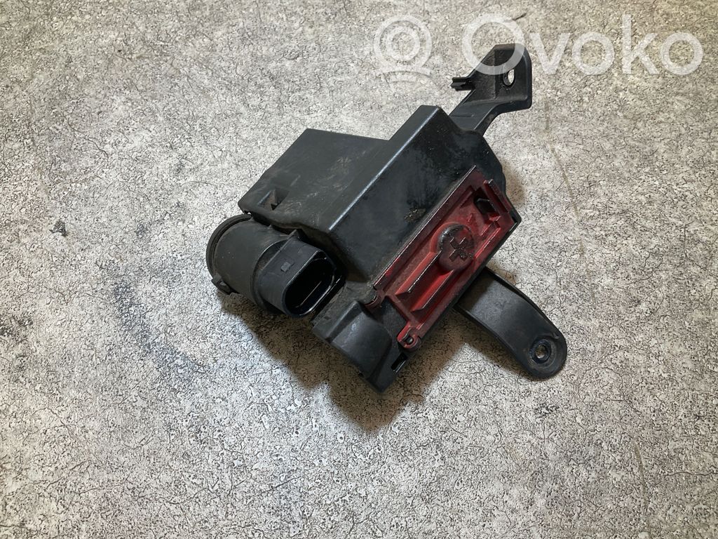 Audi A4 S4 B9 Current control relay 