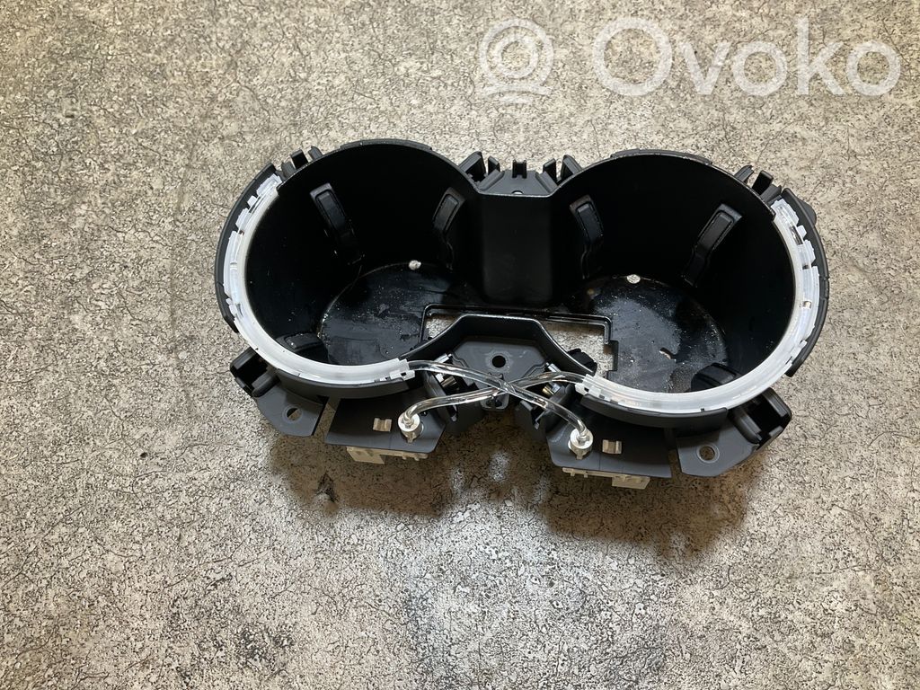 Audi A4 S4 B9 Cup holder front 