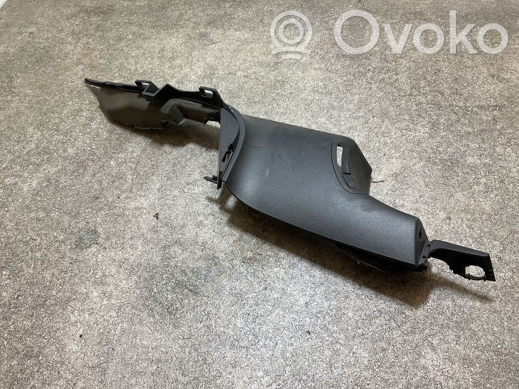 Tesla Model 3 (D)pillar trim (top) 