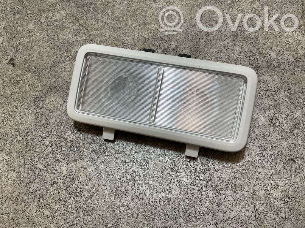 Ford Focus Luz del asiento trasero 