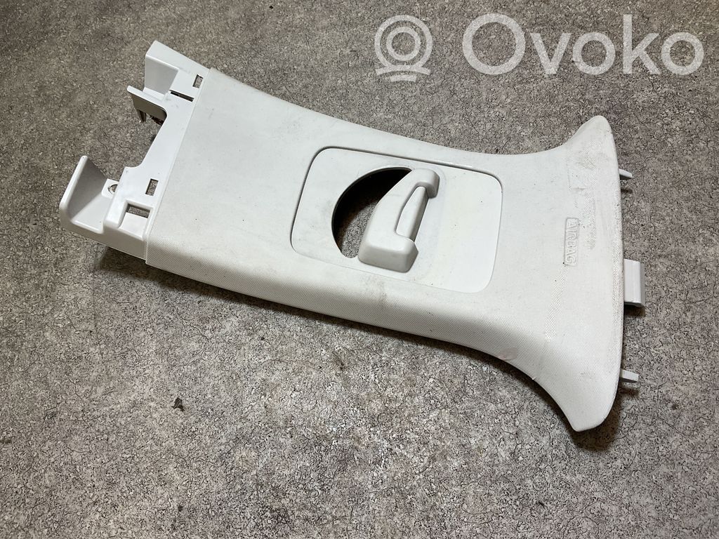 Ford Focus Pilar (B) (superior) 