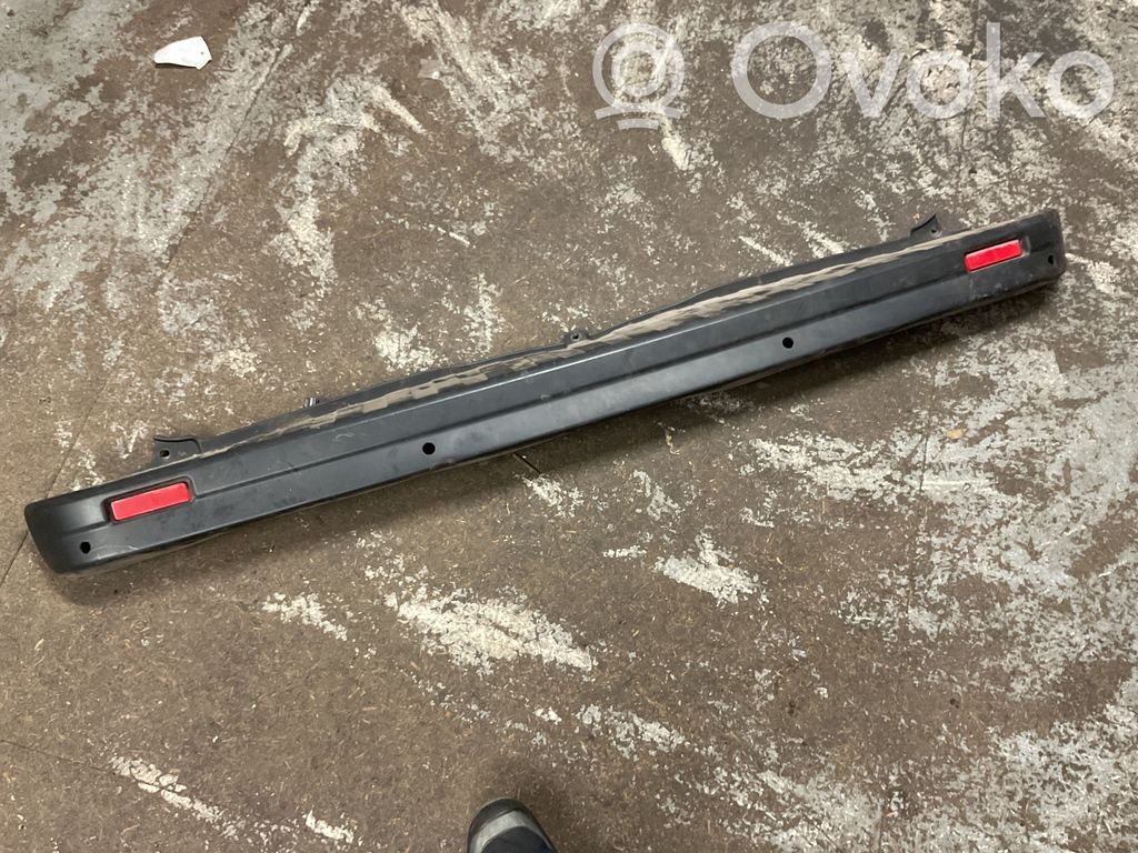 Opel Vivaro Bară spate 