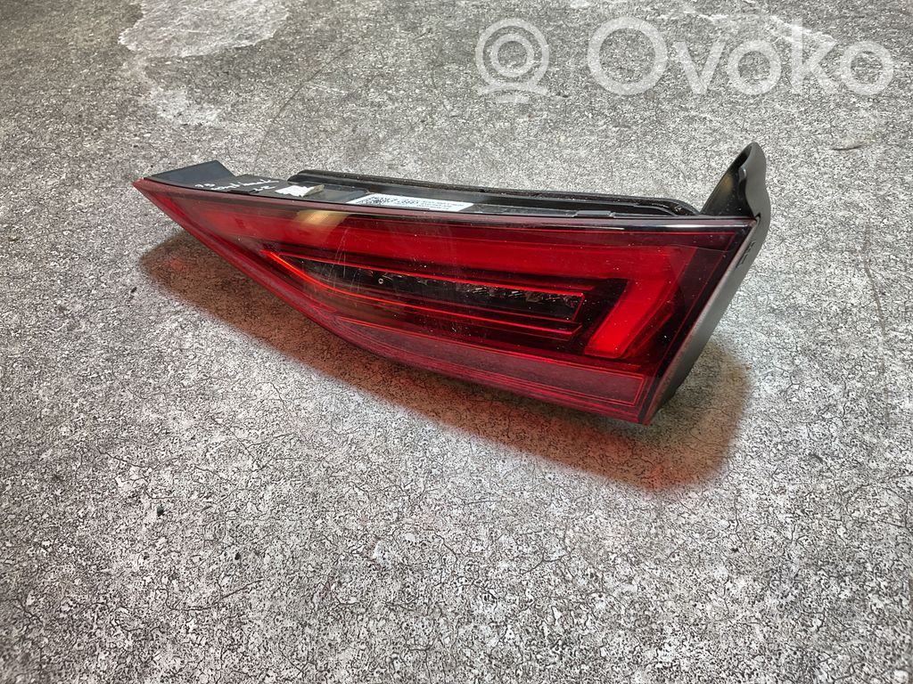 Audi A3 8Y Takaluukun takavalot 
