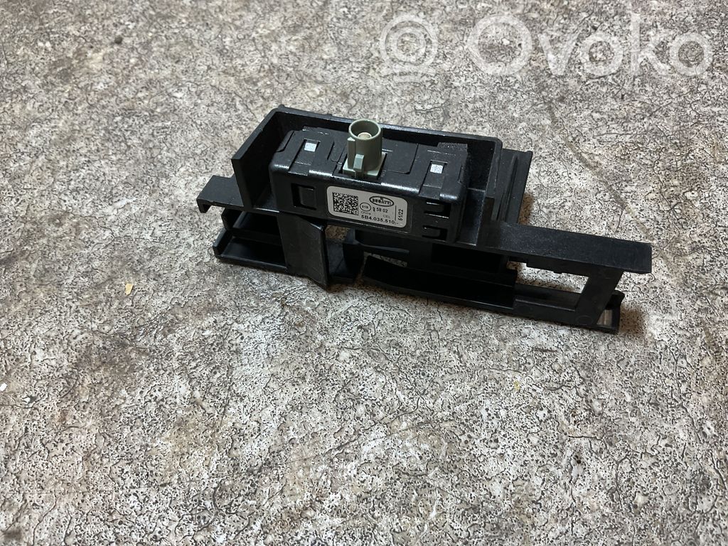 Audi E-tron GT Aerial antenna amplifier 