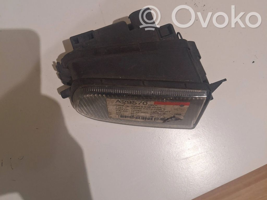 BMW 5 E39 Etusumuvalo 