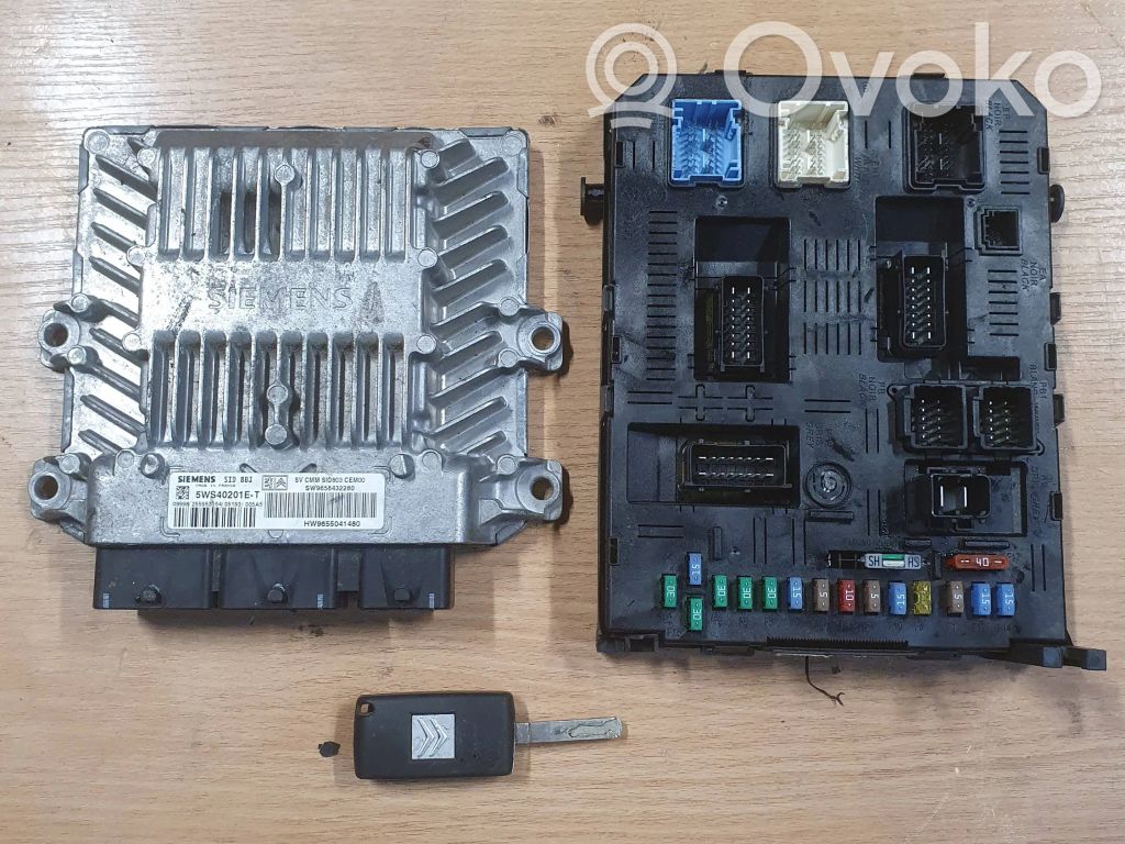 Citroen C4 I Engine control unit/module 