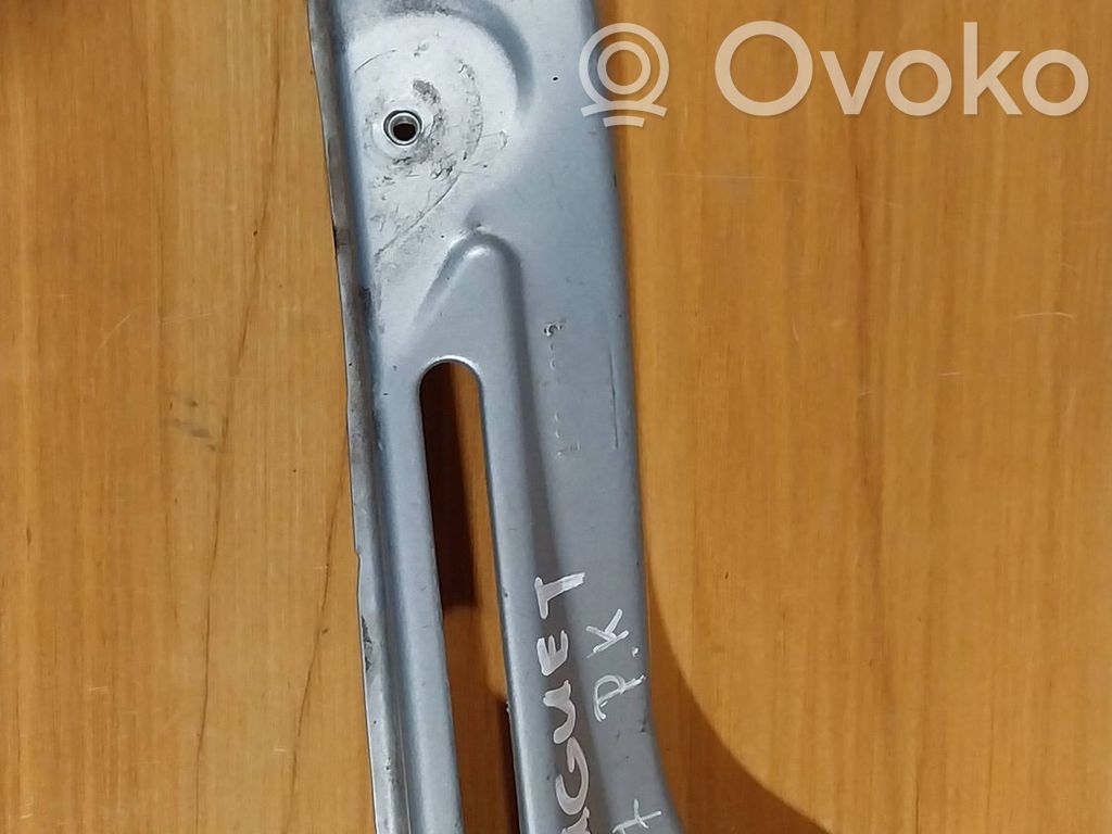 Peugeot 807 Radiatoru paneļa turētājs (televizora) 
