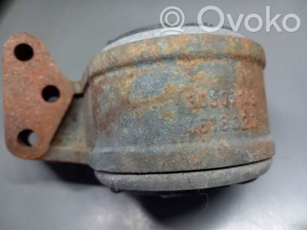 Engine mount bracket   30807143,4618321