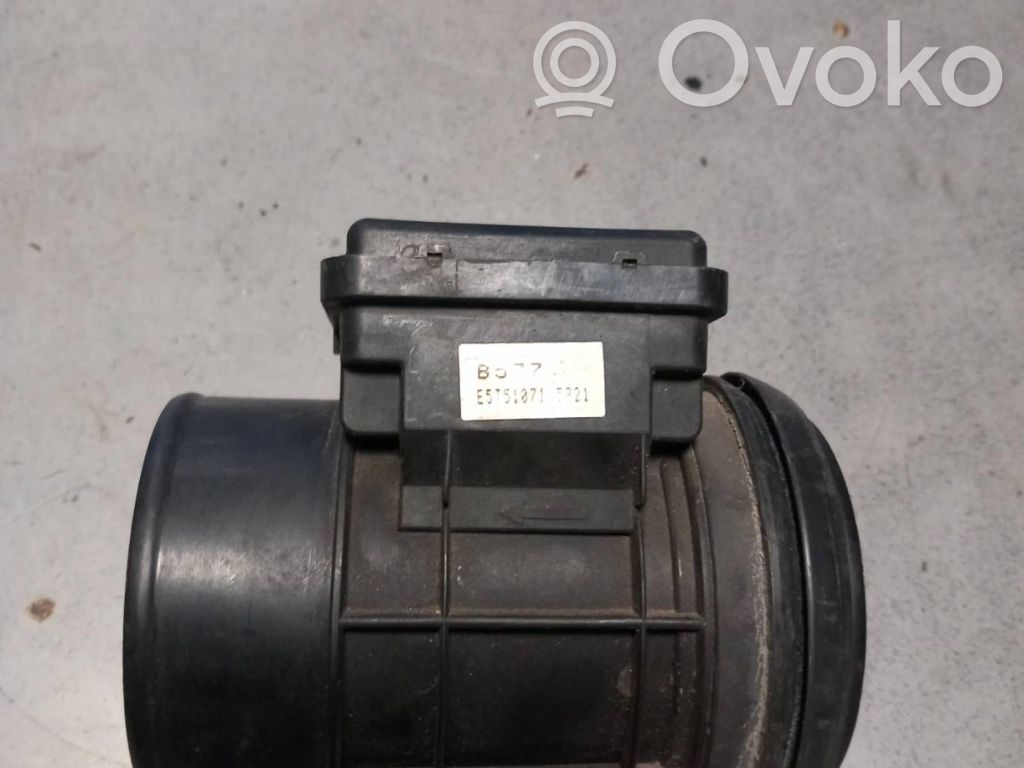 Ilmamassan virtausanturi   E5T51071,1380065D00,19137090,30020654,E5T52071,FP3913215,FP3913215R00,FS1E13215R00
