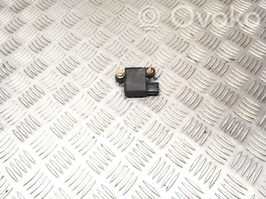 Toyota Corolla Verso AR10 Airbagsensor Crashsensor Drucksensor 