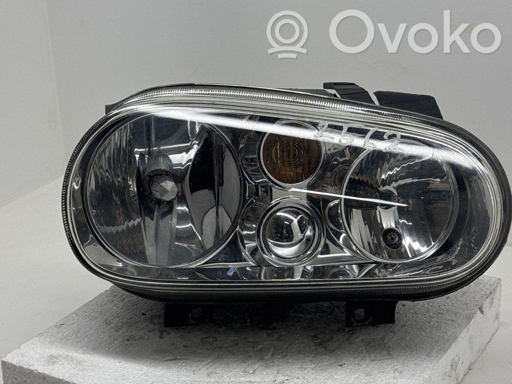 Volkswagen Golf IV Scheinwerfer 