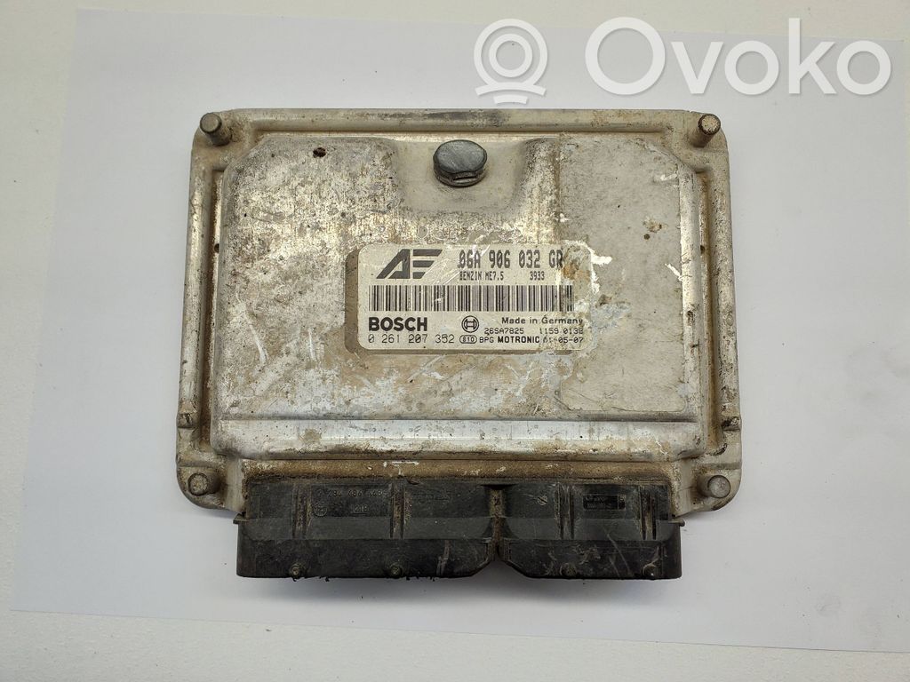 Volkswagen Sharan Engine control unit/module 