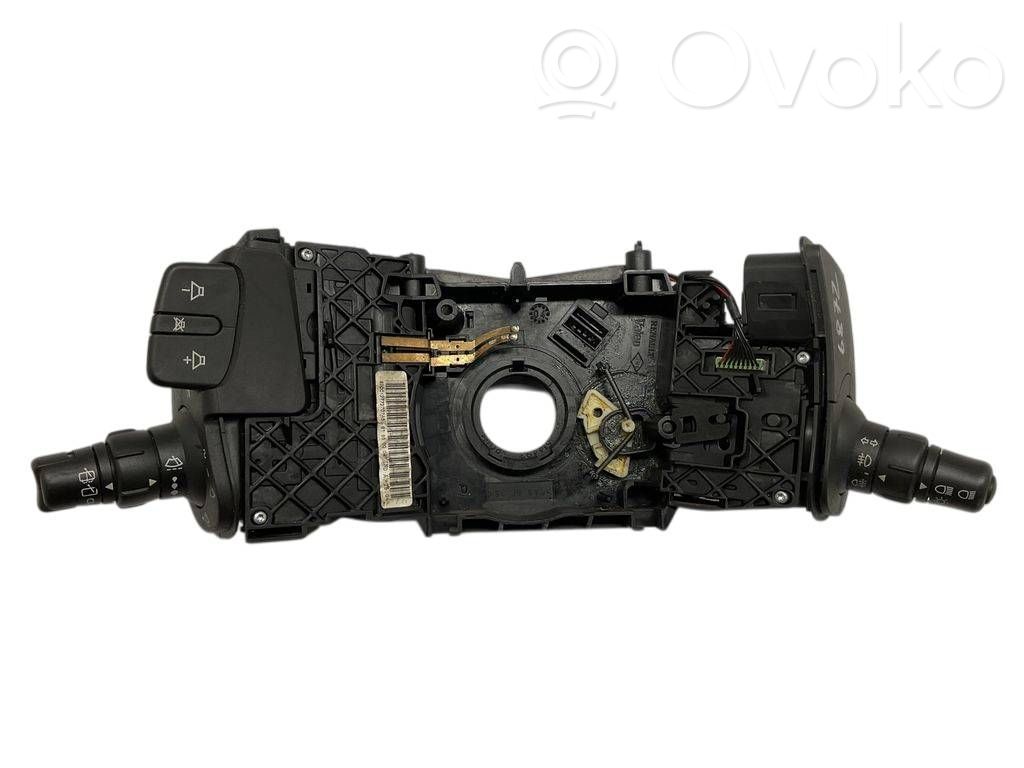 Renault Scenic II -  Grand scenic II Interruptor/palanca de limpiador de luz de giro 