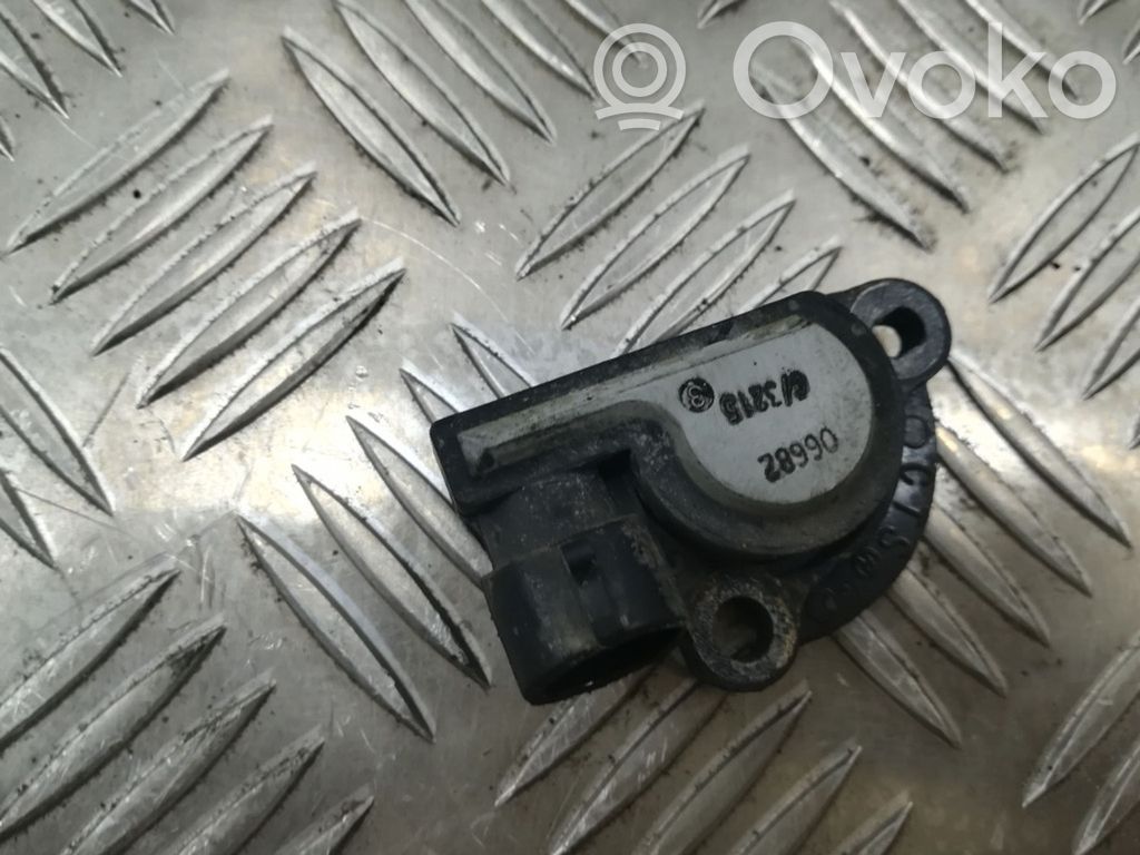Opel Vectra C Kita variklio skyriaus detalė 