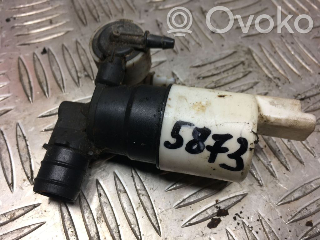 Peugeot 308 Windscreen/windshield washer pump 