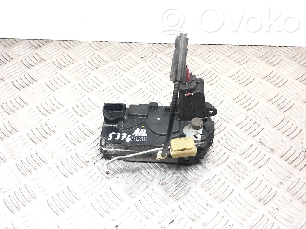 Opel Astra H Zamek drzwi tylnych 