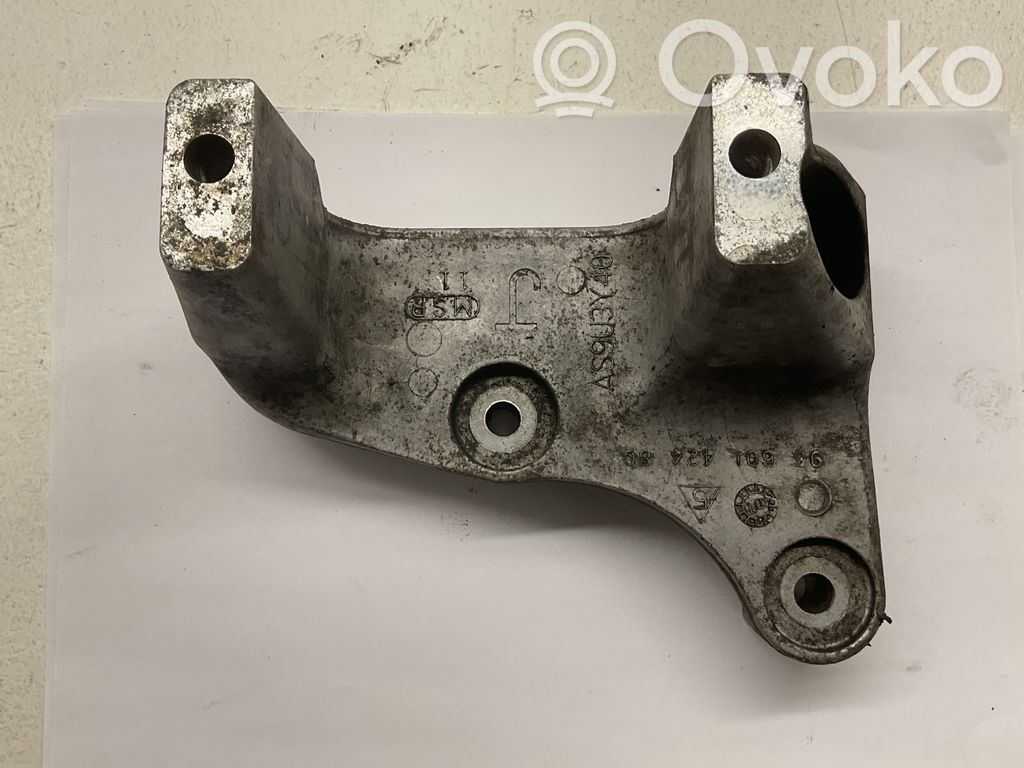 Citroen C5 Engine mounting bracket 