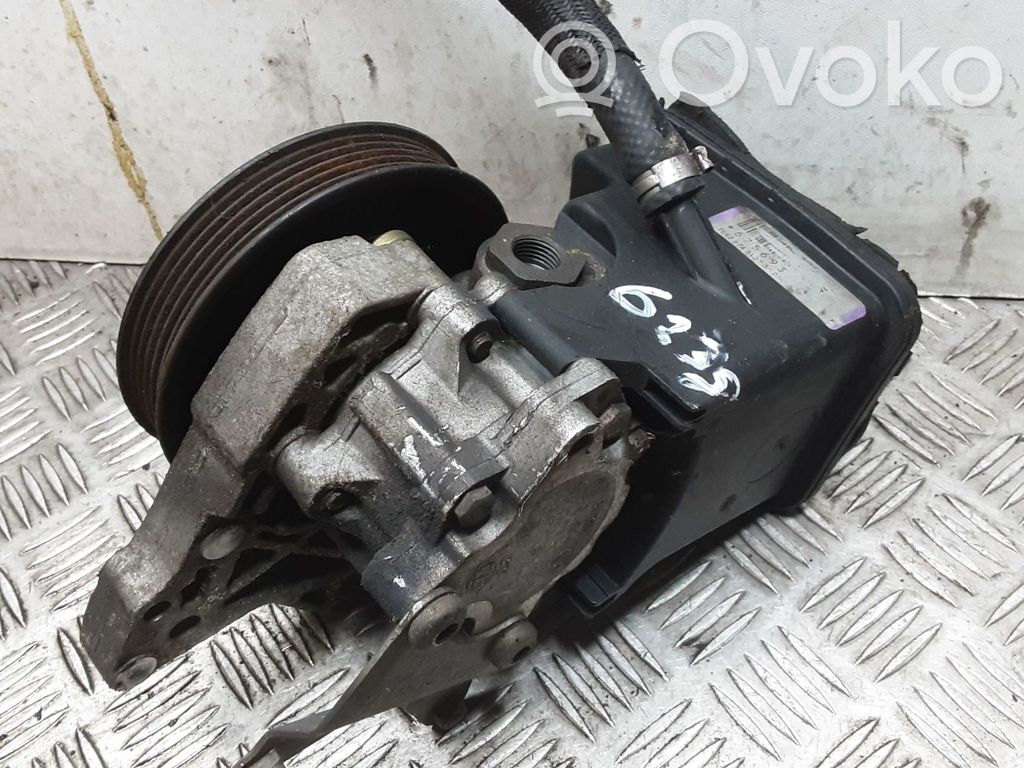 Volvo S40 Power steering pump 
