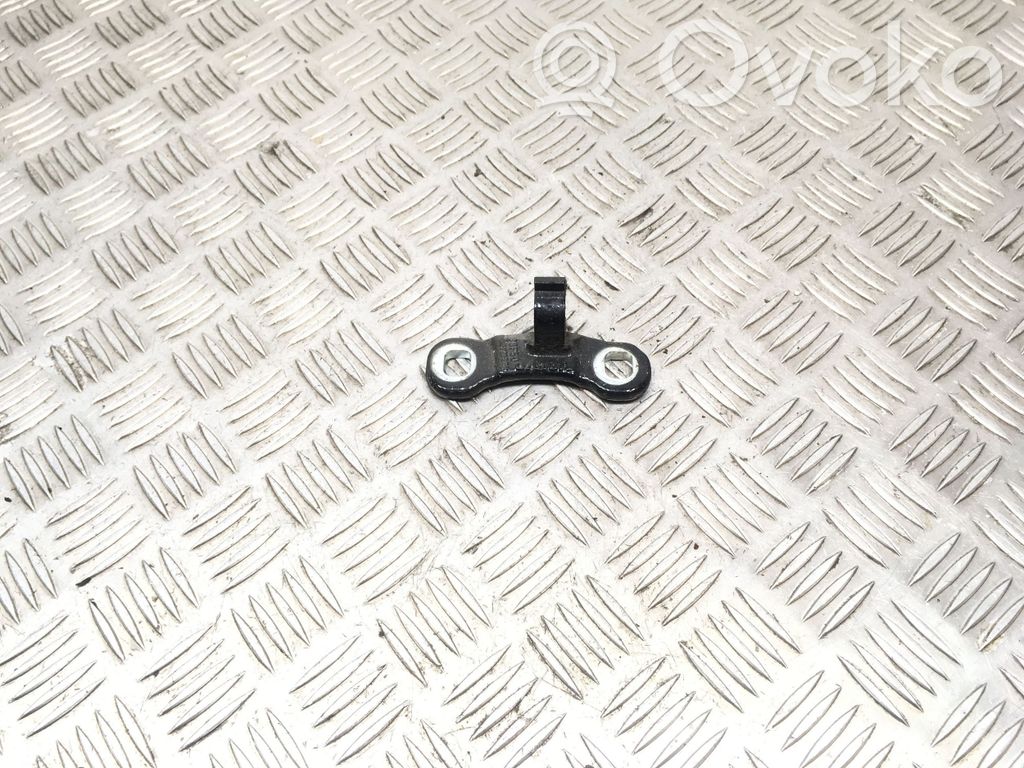Volvo S40 Zawias górny drzwi tylnych 