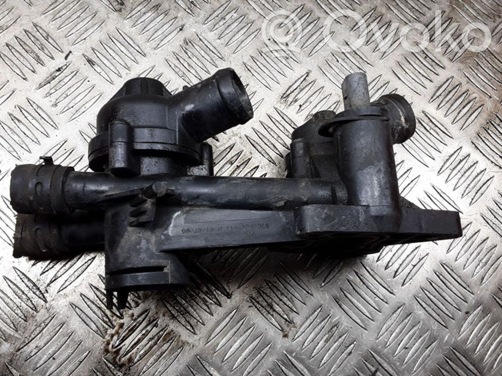 Volkswagen PASSAT B6 Termostat / Obudowa termostatu 