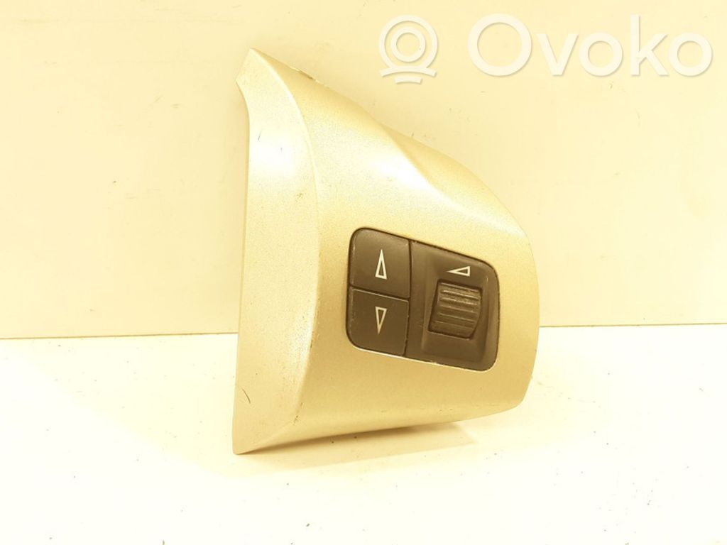 Opel Corsa D Przyciski multifunkcyjne 