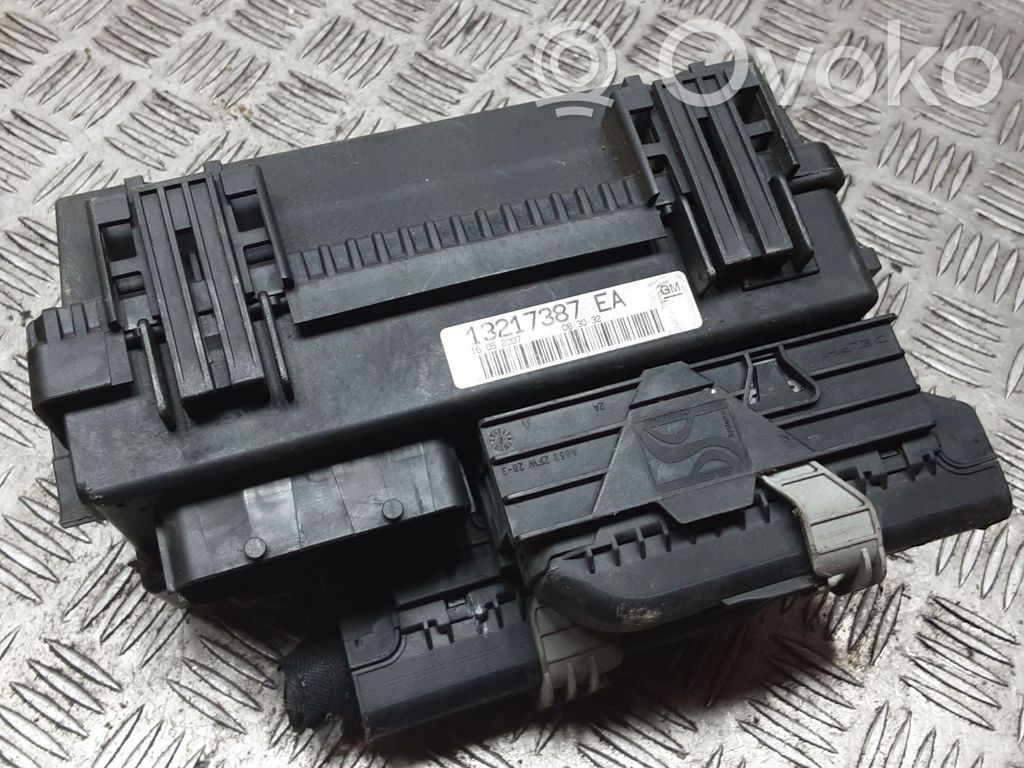 Opel Corsa D Fuse module 