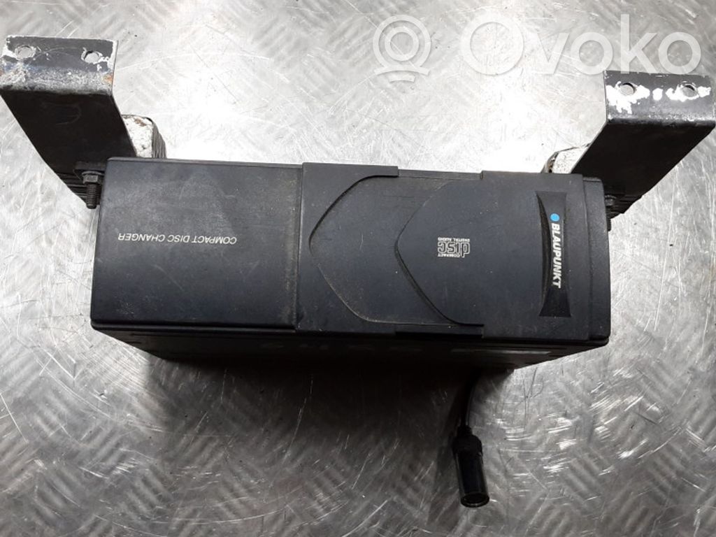Peugeot 406 CD/DVD changer 