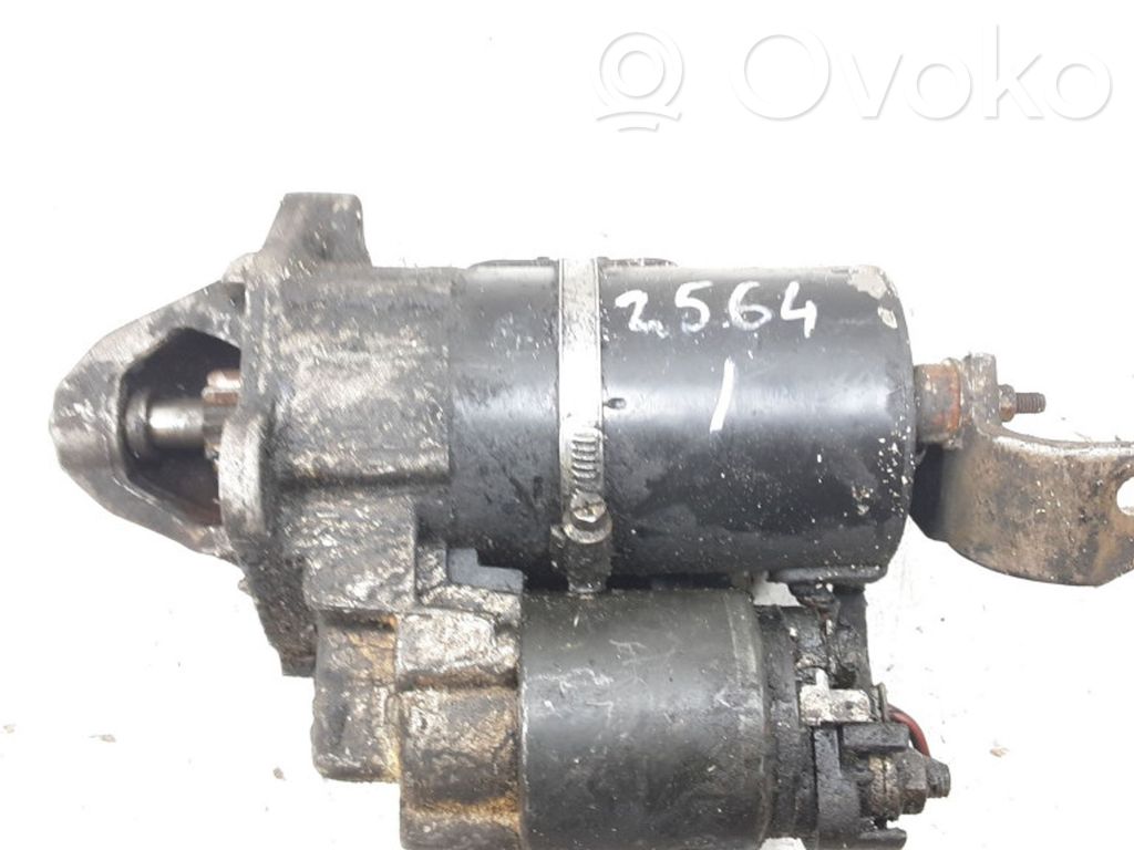 Volkswagen PASSAT B5 Стартер 