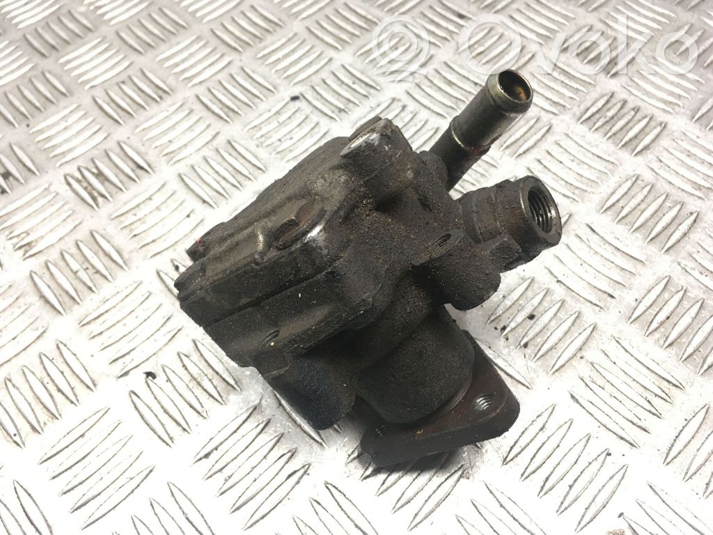 Volkswagen PASSAT B5 Pompa wspomagania 