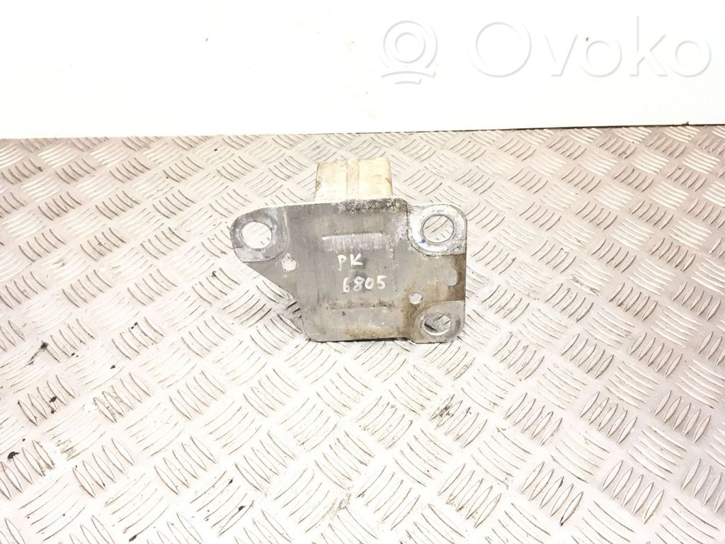 Renault Megane II Front bumper mounting bracket 
