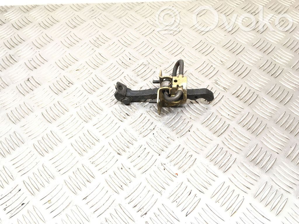 Etuoven pidätin   6810966,6670