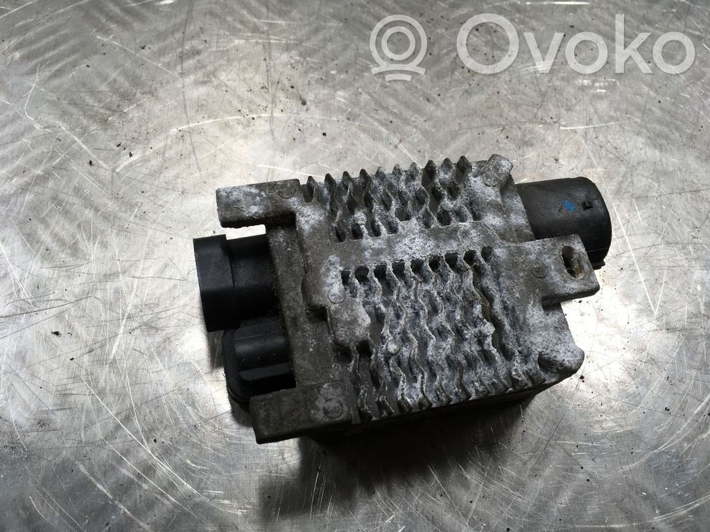 Dzesēšanas ventilatora relejs   940002906,500036218112