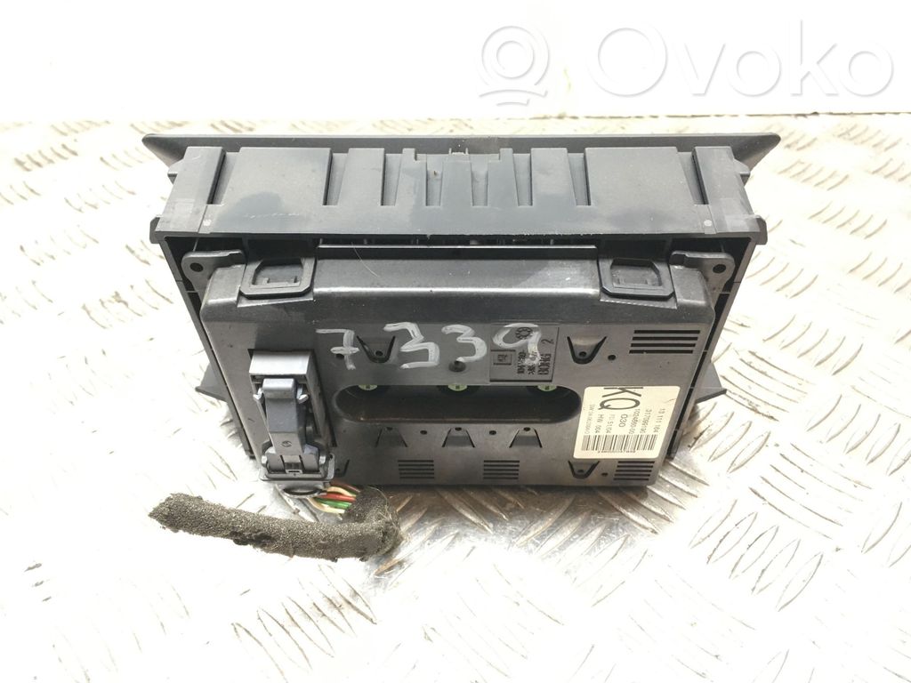 Opel Astra H Monitor / wyświetlacz / ekran 
