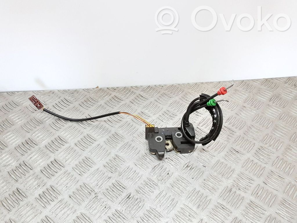 Ford Fiesta Aizmugurējā pārsega slēdzene 
