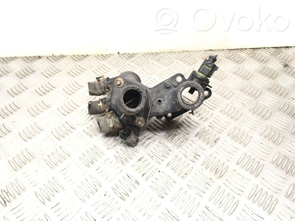 Volkswagen Golf IV Termostat / Obudowa termostatu 