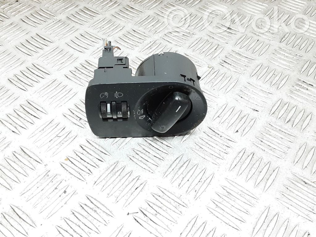 Audi A3 S3 8P Light switch 