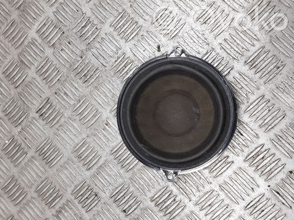 Altavoz de la puerta delantera