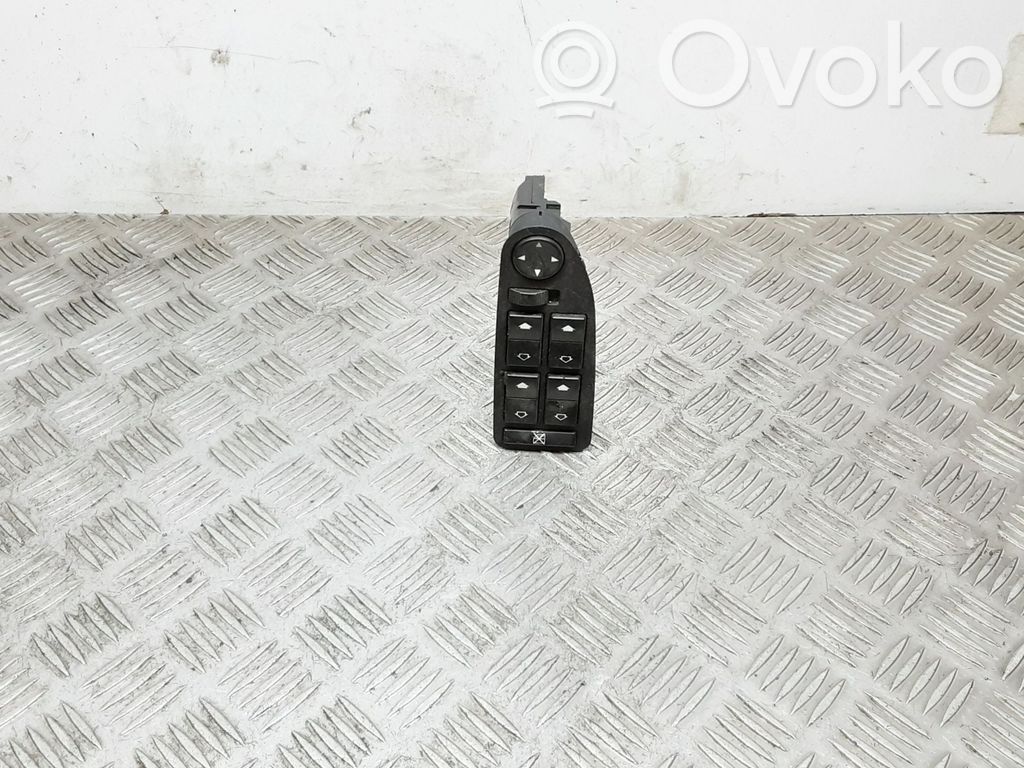 BMW 5 E39 Elektrisko logu slēdzis 