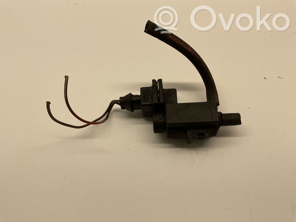 BMW 3 E46 Solenoīda vārsts 