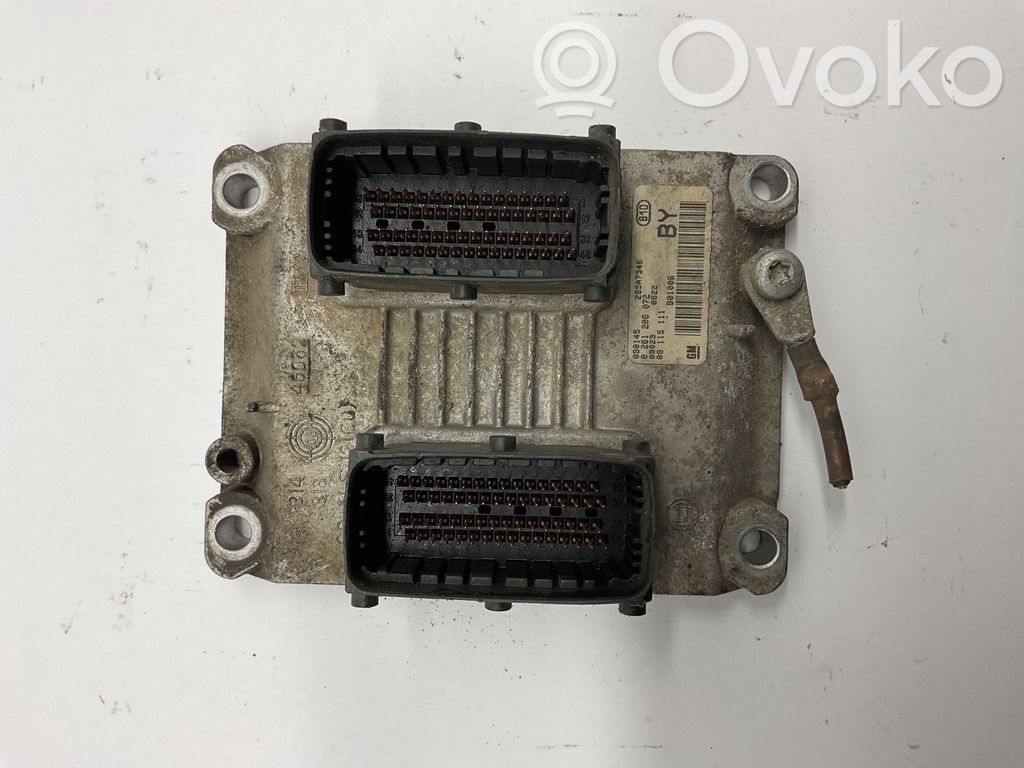 Opel Corsa C Engine control unit/module 