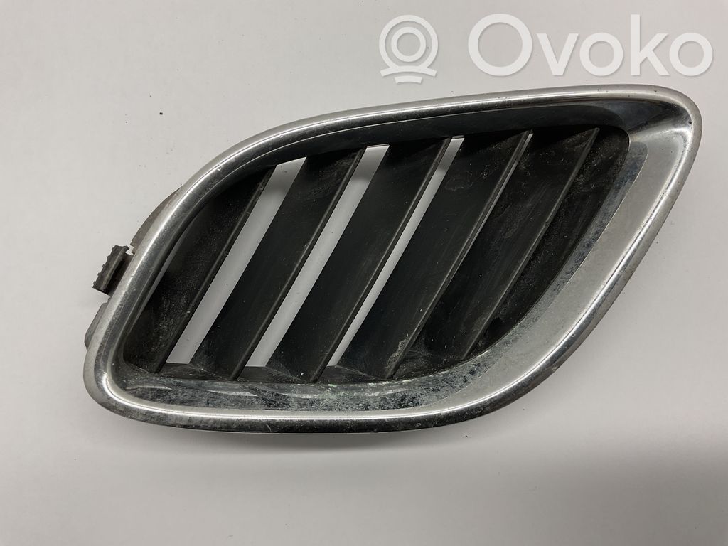 Saab 9-5 Front bumper upper radiator grill 