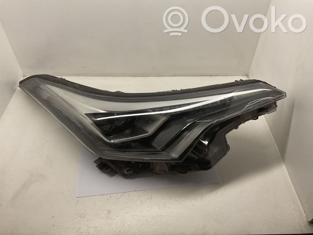Toyota C-HR I Lampa przednia 