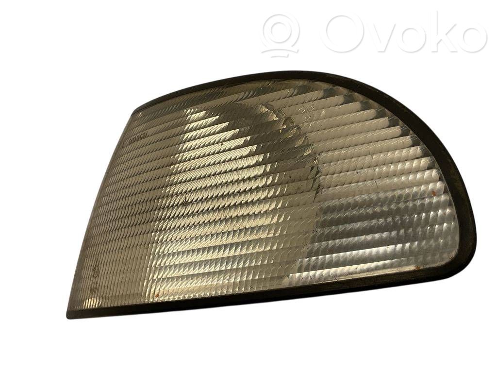 Audi A4 S4 B5 8D Front indicator light 