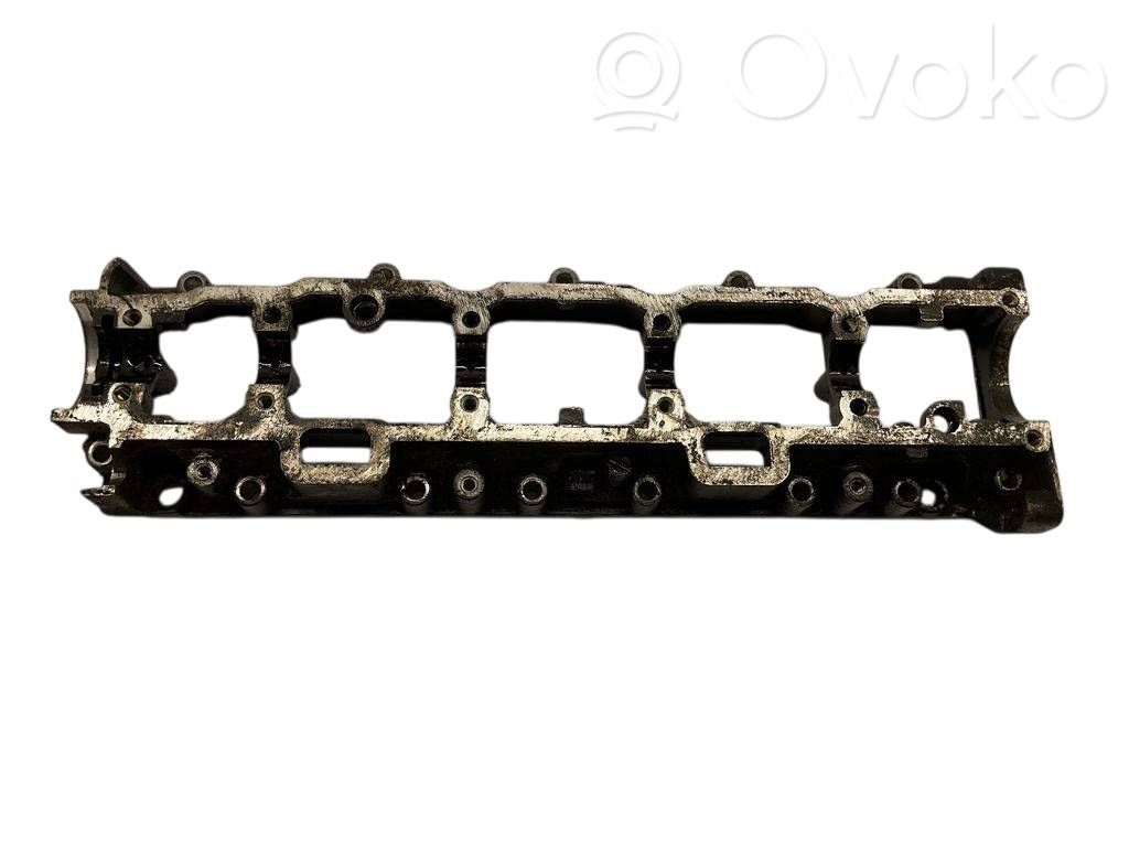 Peugeot 206 Engine head 